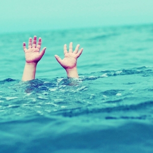 Photo Que sonhos de afogamento na água?