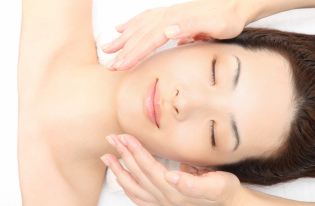 asah de massage du visage japonais