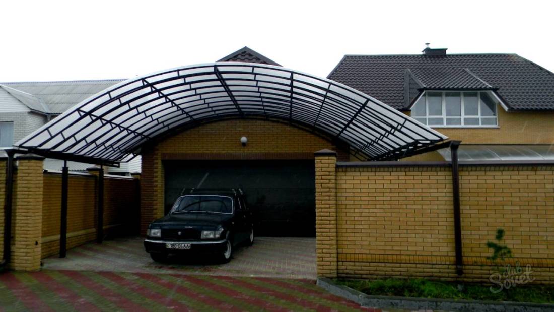 نحوه ایجاد یک carport در حیاط خانه خصوصی