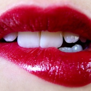 Photo Comment amener une tache de rouge à lèvres