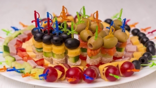 How to make a canape?