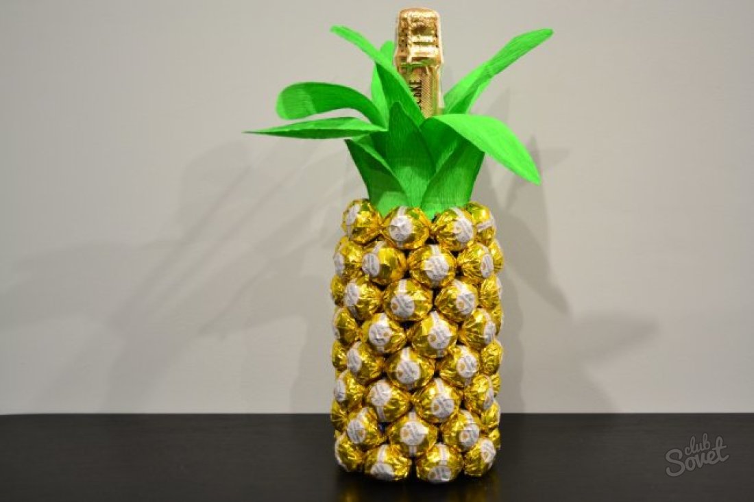 How to make pineapple from champagne and candy