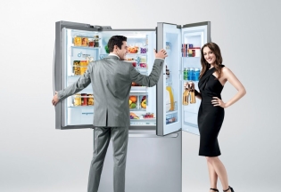 Come rimuovere la porta dal frigorifero