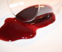 Како уклонити црвено вино
