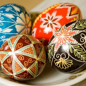 Foto, když potřebujete malovat vejce na Velikonoce