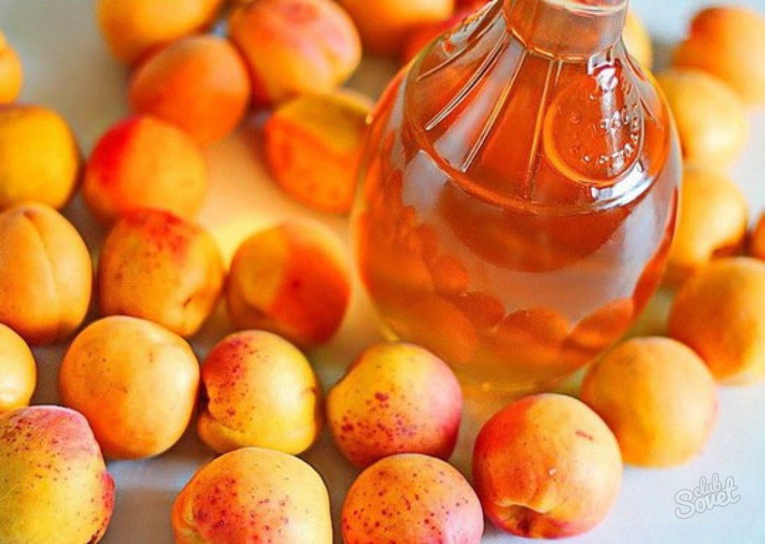 Bagaimana cara membuat anggur dari aprikot di rumah?