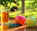 چگونگی طبخ آب سیب برای زمستان