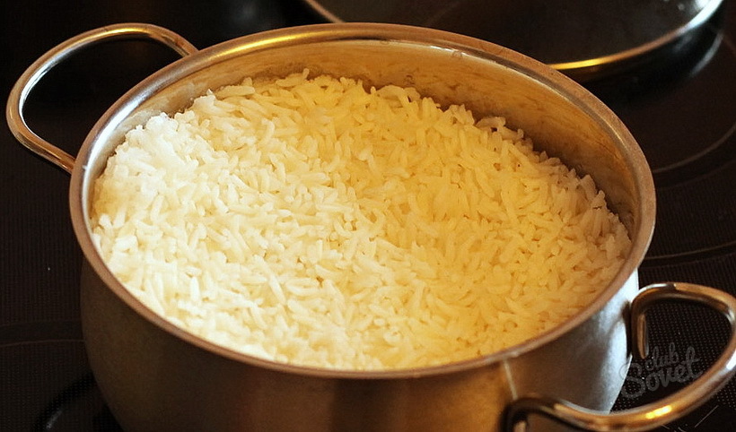 Как готовить рис в кастрюле на воде. Рис в кастрюле. Варка риса в кастрюле рассыпчатый. Приготовления риса в кастрюле рассыпчатый. Как сварить рассыпчатый рис.