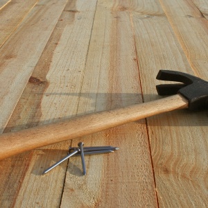 Como colocar o chão de madeira