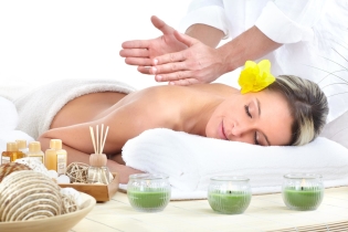 Qu'est-ce que l'huile est utilisée pour le massage