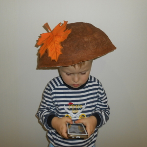 Jak udělat houbový klobouk pro dítě